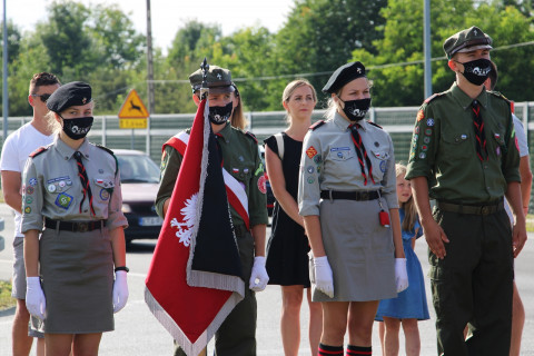 W hołdzie powstańcom