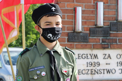 W hołdzie powstańcom