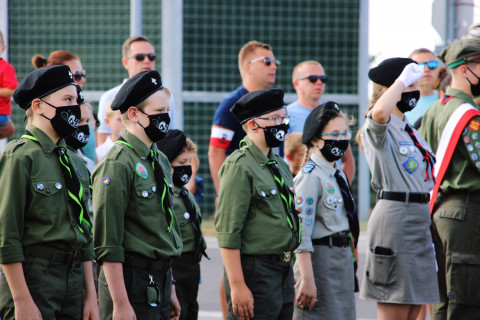 W hołdzie powstańcom