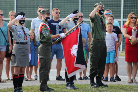 W hołdzie powstańcom