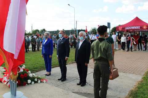 W hołdzie powstańcom