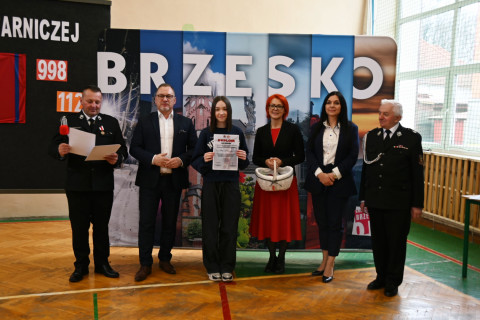 Młodzież zapobiega pożarom