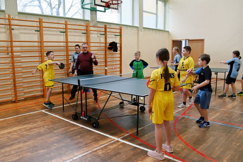 Tenis stołowy – dominacja Bucza