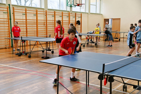 Tenis stołowy – dominacja Bucza