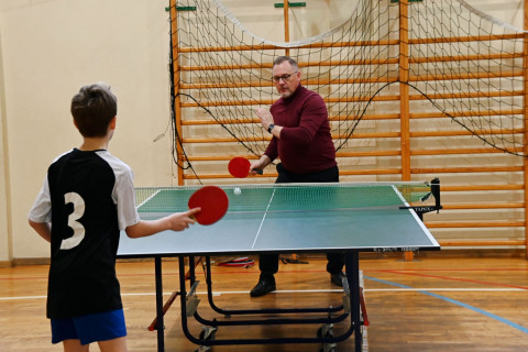 Tenis stołowy – dominacja Bucza