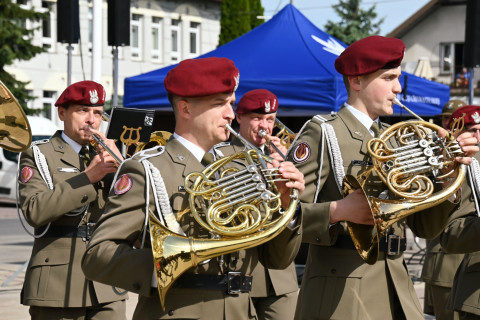 Obchody Dnia Flagi RP w Brzesku.