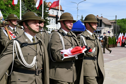 Obchody Dnia Flagi RP w Brzesku.