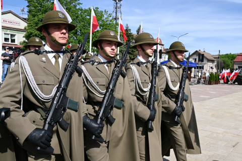 Obchody Dnia Flagi RP w Brzesku.