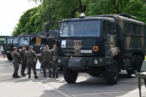 Obchody Dnia Flagi RP w Brzesku.