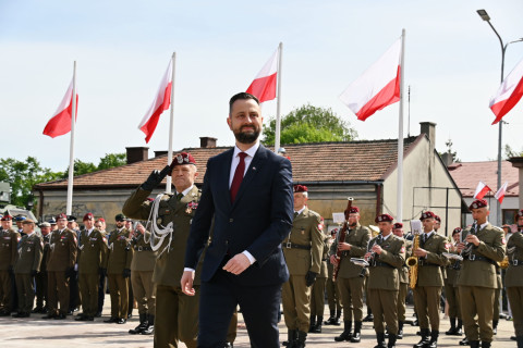 Obchody Dnia Flagi RP w Brzesku.