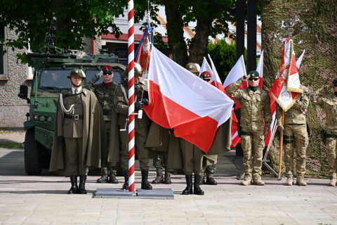 Obchody Dnia Flagi RP w Brzesku.