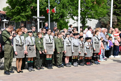 Obchody Dnia Flagi RP w Brzesku.