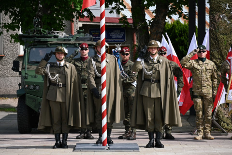 Obchody Dnia Flagi RP w Brzesku.