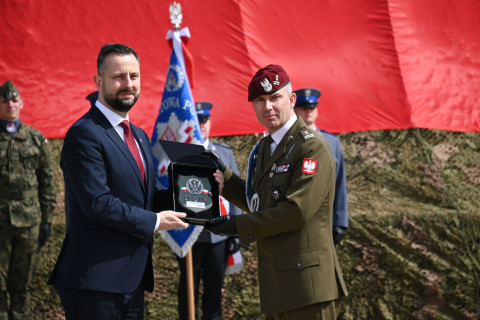 Obchody Dnia Flagi RP w Brzesku.