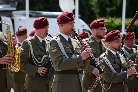 Obchody Dnia Flagi RP w Brzesku.