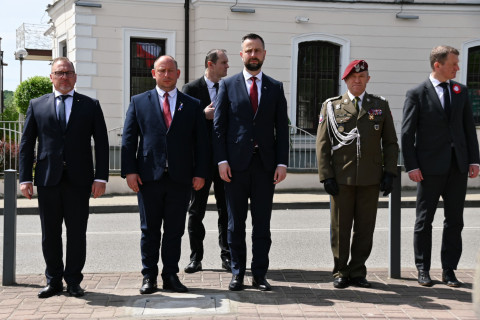 Obchody Dnia Flagi RP w Brzesku.