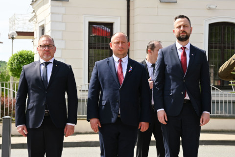 Obchody Dnia Flagi RP w Brzesku.