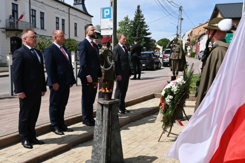 Obchody Dnia Flagi RP w Brzesku.