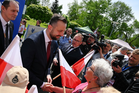 Obchody Dnia Flagi RP w Brzesku.