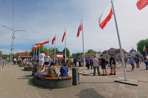 Obchody Dnia Flagi RP w Brzesku.