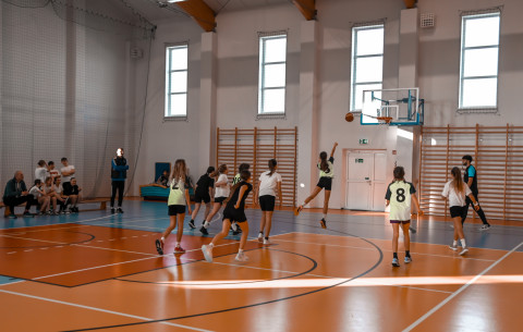 IGRZYSKA DZIECI. Koszykówka