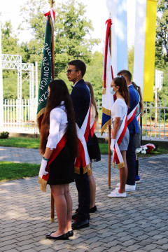 Wrześniowy hołd przed odnowionym pomnikiem
