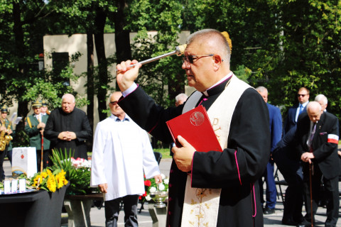 Wrześniowy hołd przed odnowionym pomnikiem
