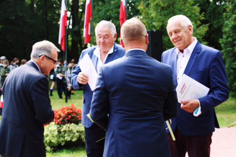 Wrześniowy hołd przed odnowionym pomnikiem