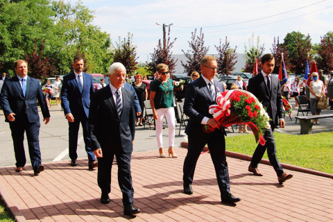 Wrześniowy hołd przed odnowionym pomnikiem