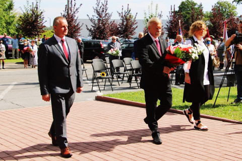 Wrześniowy hołd przed odnowionym pomnikiem