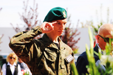 Wrześniowy hołd przed odnowionym pomnikiem