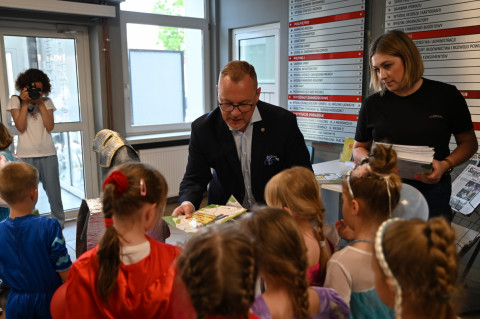 Bajkowy korowód zawitał do Urzędu