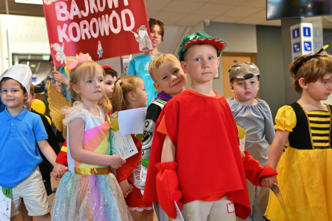 Bajkowy korowód zawitał do Urzędu