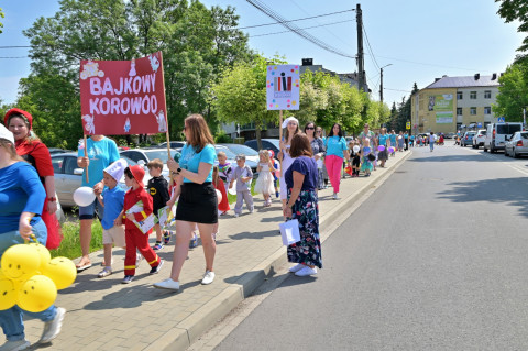 Bajkowy korowód zawitał do Urzędu