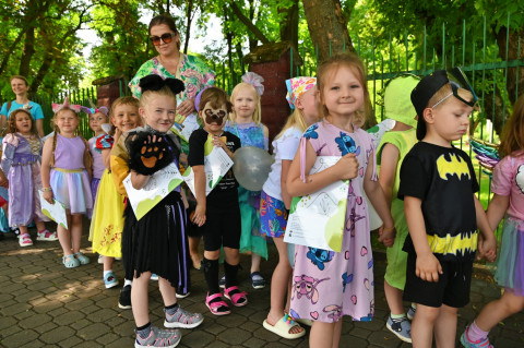 Bajkowy korowód zawitał do Urzędu