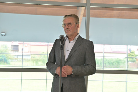 Basen zaprasza po gruntownym remoncie