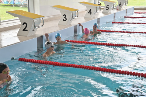 Basen zaprasza po gruntownym remoncie