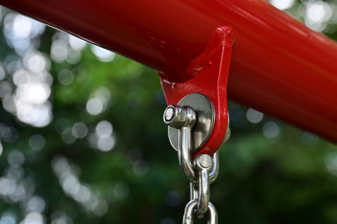 Kolorowo i bezpiecznie - plac zabaw w Sterkowcu