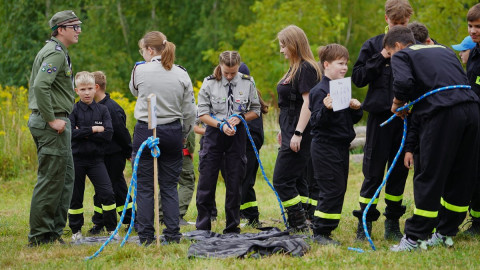 Młodzi strażacy w akcji