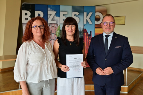 Nowi dyrektorzy, awanse oraz przekształcenia