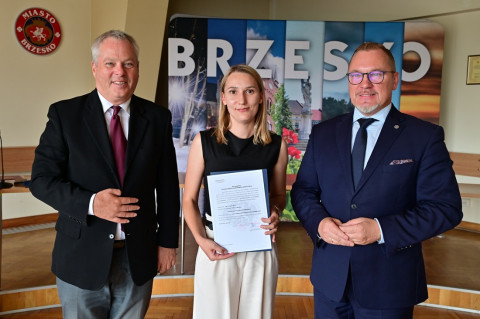 Nowi dyrektorzy, awanse oraz przekształcenia