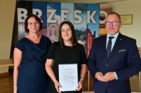 Nowi dyrektorzy, awanse oraz przekształcenia