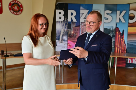 Nowi dyrektorzy, awanse oraz przekształcenia