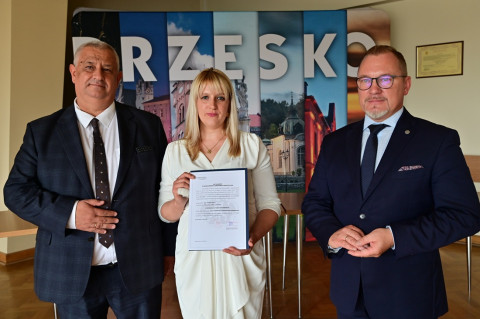 Nowi dyrektorzy, awanse oraz przekształcenia