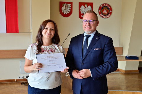 Nowi dyrektorzy, awanse oraz przekształcenia