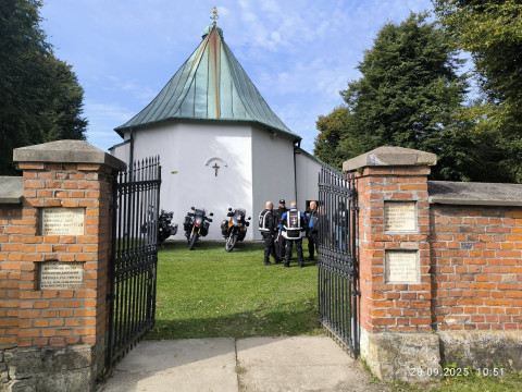 „Przyciąga nas pomaganie” – zakończenie sezonu motocyklowego na Bocheńcu