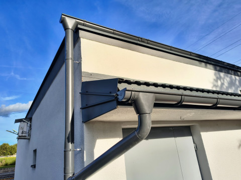 Cmentarz komunalny - kaplica jak nowa