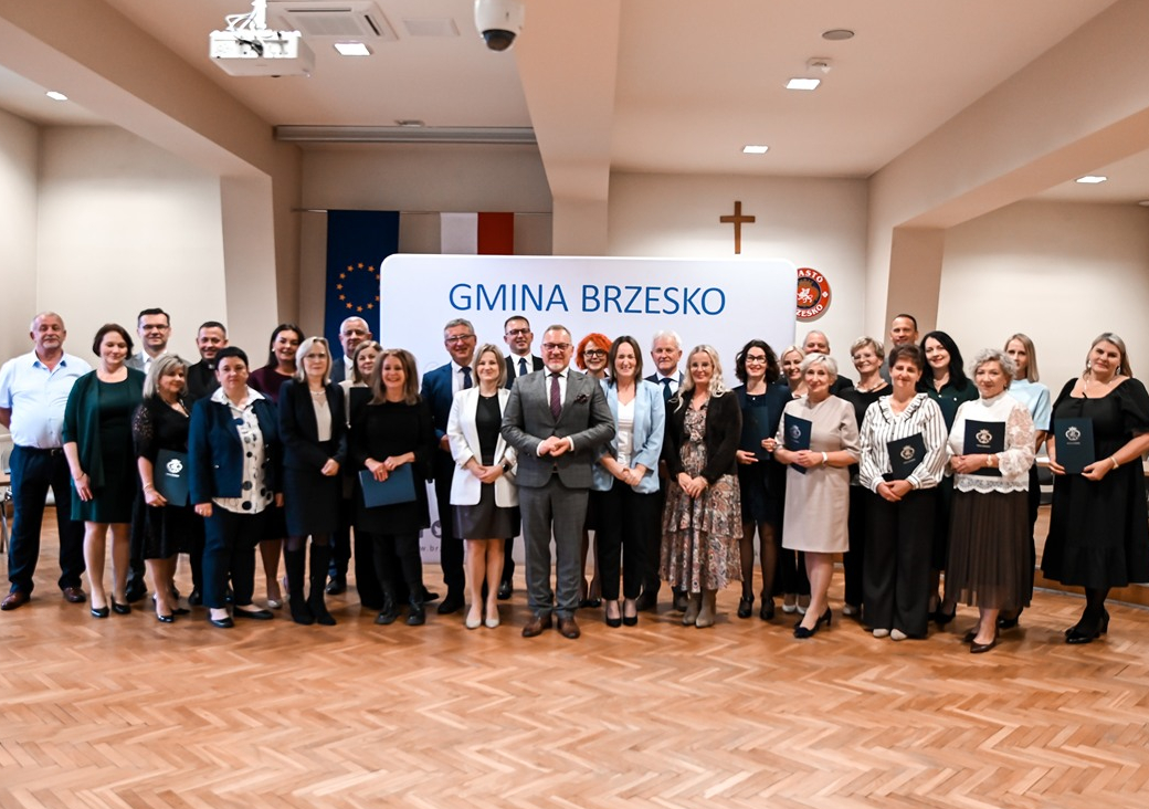 Nagrody Burmistrza Brzeska dla nauczycieli