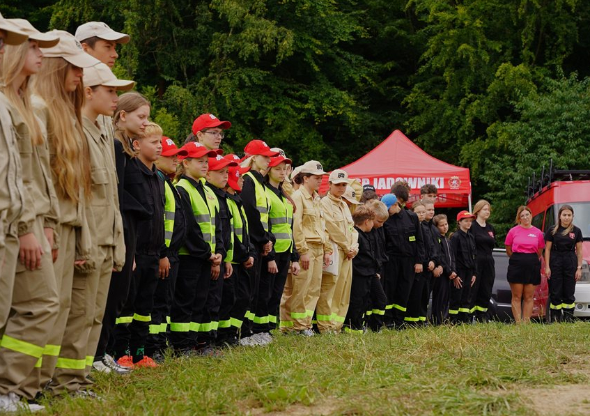 Młodzi strażacy w akcji