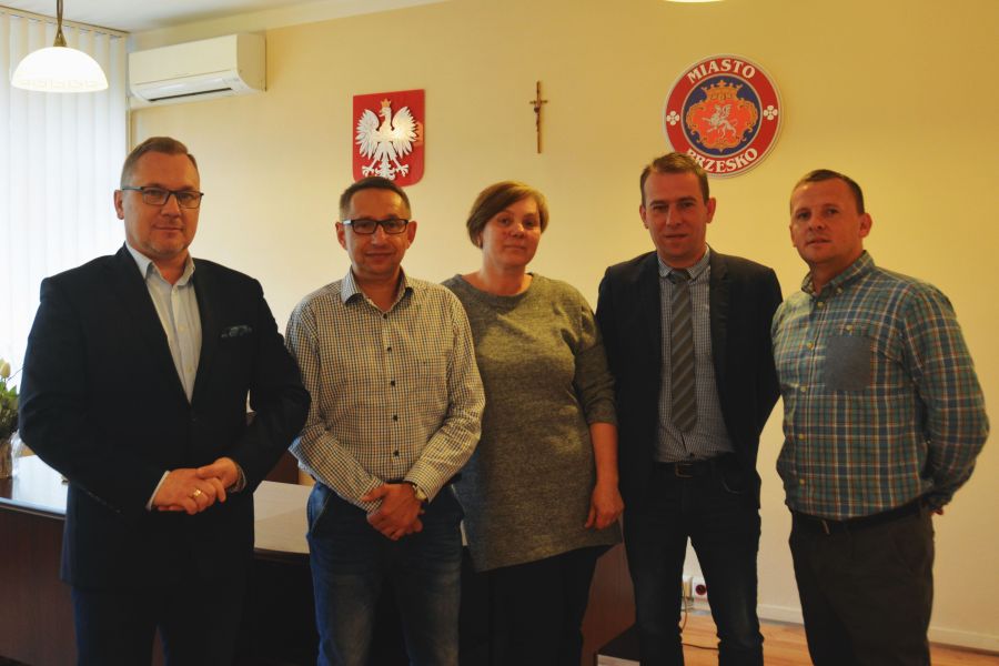 Gmina przekazała korty Okocimskiemu Klubowi Tenisowemu